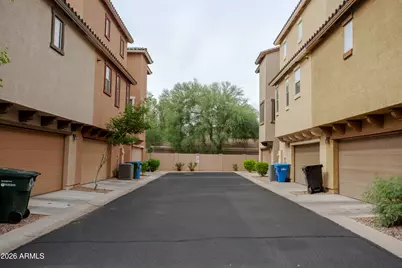 1828 N 77th Glen, Phoenix, AZ 85035 - Photo 27
