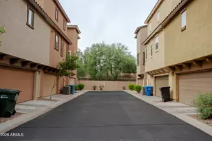 1828 N 77th Glen, Phoenix, AZ 85035 - Photo 27