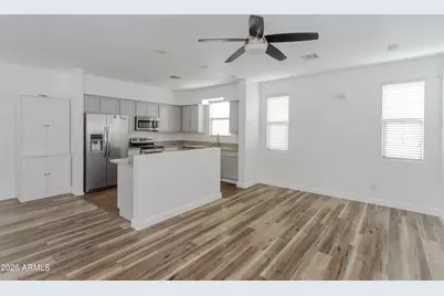 1828 N 77th Glen, Phoenix, AZ 85035 - Photo 5