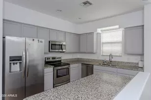 1828 N 77th Glen, Phoenix, AZ 85035 - Photo 9