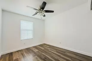 1828 N 77th Glen, Phoenix, AZ 85035 - Photo 3