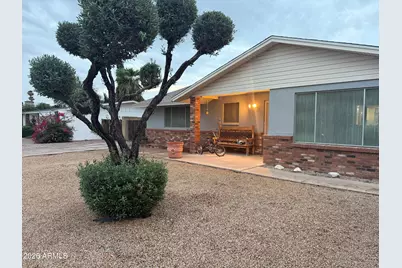 3931 E Desert Cove Avenue, Phoenix, AZ 85028 - Photo 1