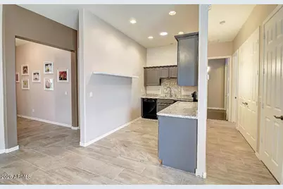 2734 E Ellis Street, Phoenix, AZ 85042 - Photo 7