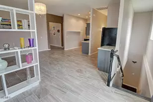 2734 E Ellis St, Phoenix, AZ 85042 - Photo 9
