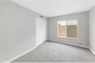 6811 N 78th Avenue, Glendale, AZ 85303 - Photo 9