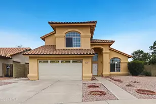 6811 N 78th Ave, Glendale, AZ 85303 - Photo 1