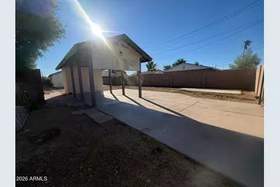 6710 N 55th Avenue, Glendale, AZ 85301 - Photo 5