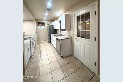 6710 N 55th Avenue, Glendale, AZ 85301 - Photo 11