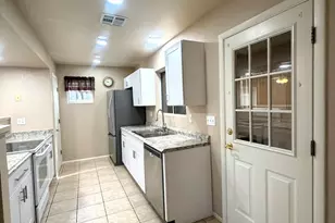 6710 N 55th Ave, Glendale, AZ 85301 - Photo 11