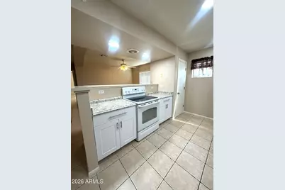 6710 N 55th Avenue, Glendale, AZ 85301 - Photo 9