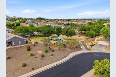 17763 W Redfield Road, Surprise, AZ 85388 - Photo 37