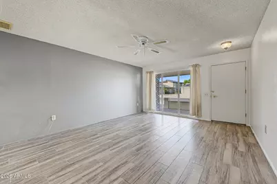 11047 W Fargo Drive W, Sun City, AZ 85351 - Photo 3