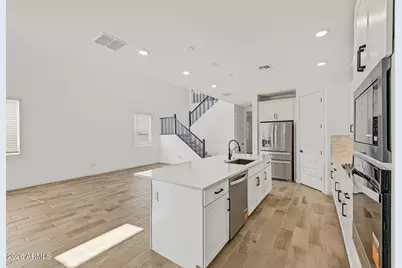 2329 N 29th Street, Phoenix, AZ 85008 - Photo 13