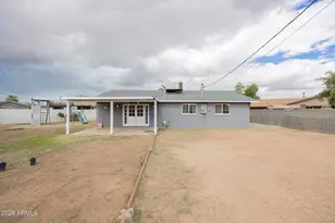 3015 N 43rd Ln, Phoenix, AZ 85031 - Photo 25