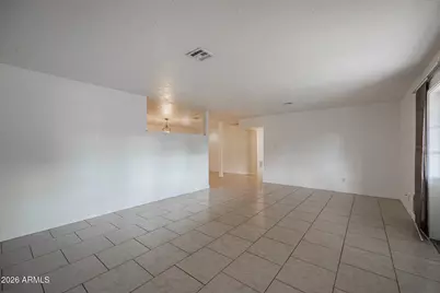 3015 N 43rd Lane, Phoenix, AZ 85031 - Photo 7