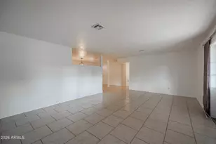 3015 N 43rd Ln, Phoenix, AZ 85031 - Photo 7