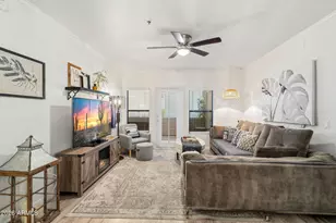 15095 N Thompson Peak Pkwy, Scottsdale, AZ 85260 - Photo 3