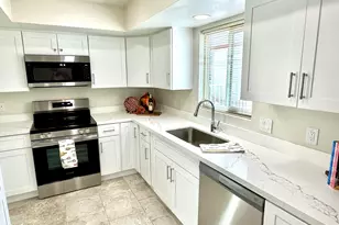 25633 S Ontario Dr, Sun Lakes, AZ 85248 - Photo 13