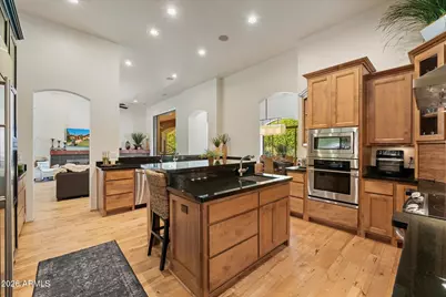 1702 E Myrna Lane, Tempe, AZ 85284 - Photo 9