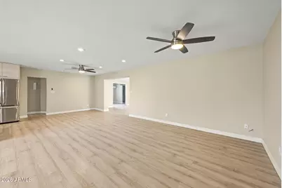 7719 N 17th Avenue, Phoenix, AZ 85021 - Photo 7