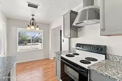 2210 N Mitchell Street, Phoenix, AZ 85006 - Photo 7