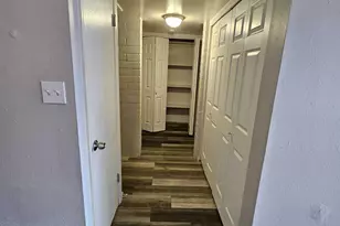 2016 W Cactus Rd, Phoenix, AZ 85029 - Photo 9