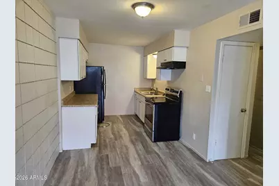 2016 W Cactus Road #A, Phoenix, AZ 85029 - Photo 1