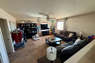 21073 N Grantham Rd, Maricopa, AZ 85138 - Photo 25