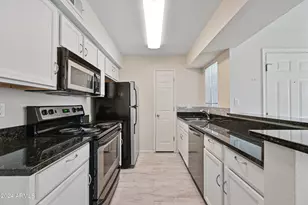 2625 E Indian School Rd, Phoenix, AZ 85016 - Photo 7