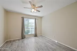 2625 E Indian School Rd, Phoenix, AZ 85016 - Photo 13