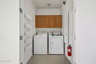 5568 N 12th St, Phoenix, AZ 85014 - Photo 31
