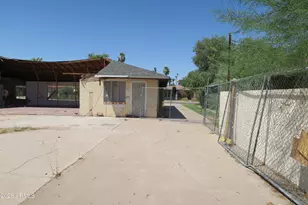 1307 W Edgemont Ave, Phoenix, AZ 85007 - Photo 9