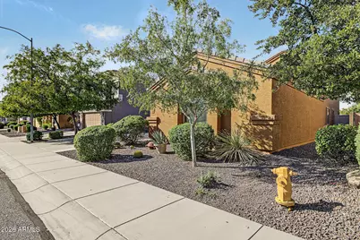 9568 W Frank Avenue, Peoria, AZ 85382 - Photo 5