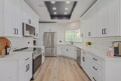 3225 E Briarwood Terrace, Phoenix, AZ 85048 - Photo 11