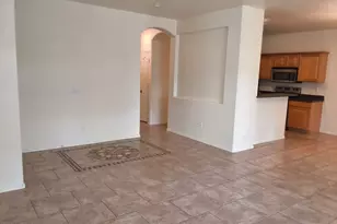 2600 E Springfield Pl, Chandler, AZ 85286 - Photo 5