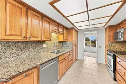 10320 W Brookside Drive, Sun City, AZ 85351 - Photo 13