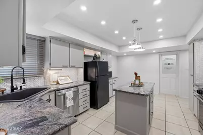 4308 W Tierra Buena Lane, Glendale, AZ 85306 - Photo 5
