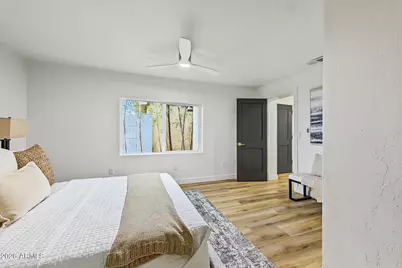 1006 E Weldon Avenue, Phoenix, AZ 85014 - Photo 15