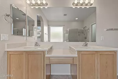 18443 W Maui Lane, Surprise, AZ 85388 - Photo 15