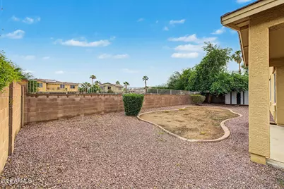 18443 W Maui Lane, Surprise, AZ 85388 - Photo 29