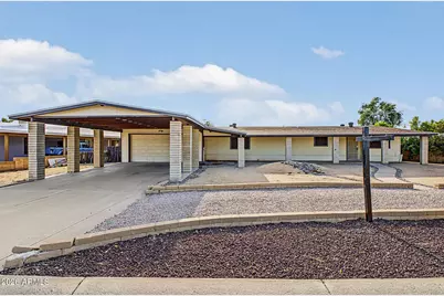 401 E Michigan Avenue, Phoenix, AZ 85022 - Photo 1