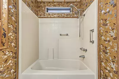 401 E Michigan Avenue, Phoenix, AZ 85022 - Photo 13