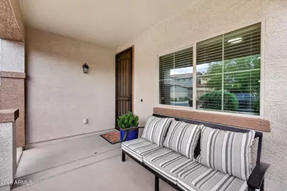 361 W Stanley Avenue, San Tan Valley, AZ 85140 - Photo 3