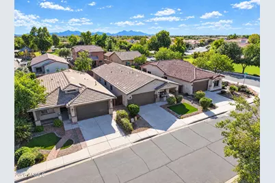 361 W Stanley Avenue, San Tan Valley, AZ 85140 - Photo 35