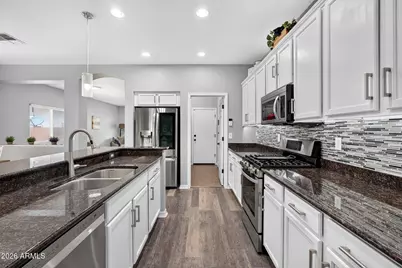361 W Stanley Avenue, San Tan Valley, AZ 85140 - Photo 15