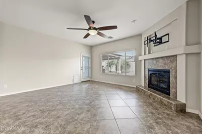 17848 W Ivy Lane, Surprise, AZ 85388 - Photo 9