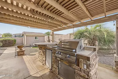 17848 W Ivy Lane, Surprise, AZ 85388 - Photo 31