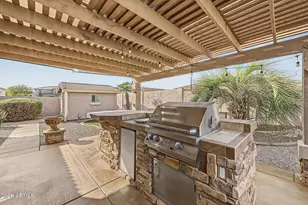 17848 W Ivy Ln, Surprise, AZ 85388 - Photo 31