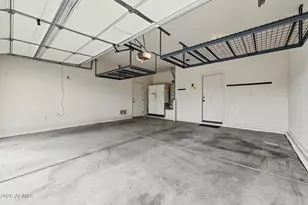 17848 W Ivy Ln, Surprise, AZ 85388 - Photo 29
