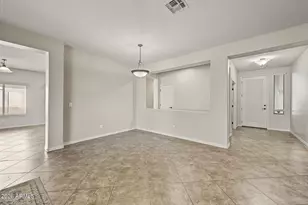 17848 W Ivy Ln, Surprise, AZ 85388 - Photo 7
